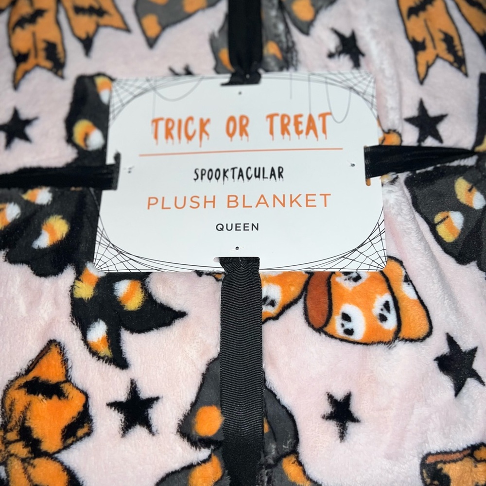 Viral Halloween Plush Blanket with Bows Cats and Pumpkins